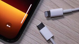 iPhone15についに搭載！「タイプC」が 使える機種は他にある？